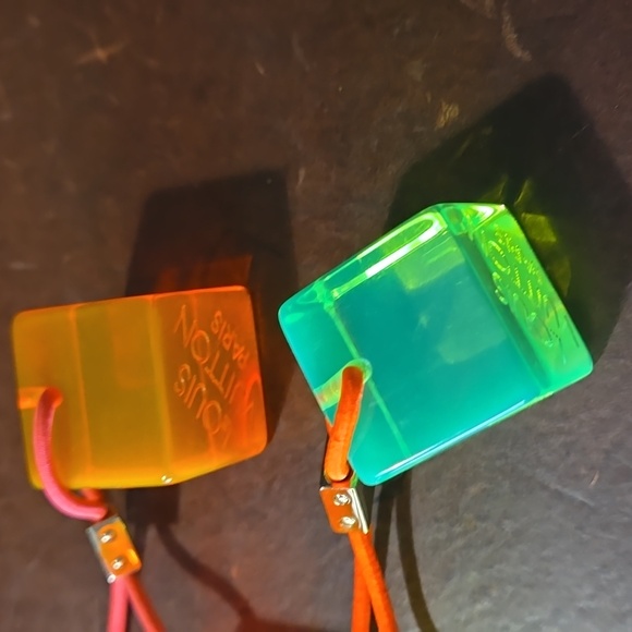 Louis Vuitton Hair Tie Cubes Green and Orange set of 2 - Picture 5 of 7